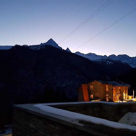 Hotel Rifugio Galaberna Ostana Exterior foto